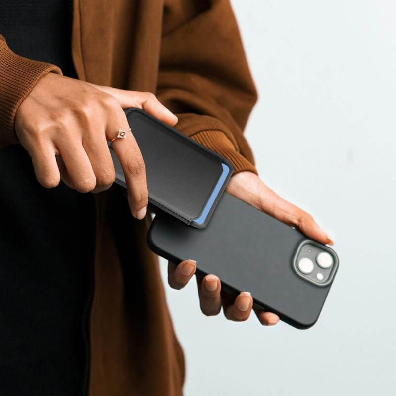 MAG3 - Giftology 3-in-1 Magnetic Wireless Charger Card Holder - Black